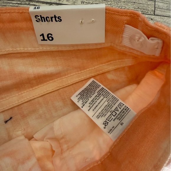 Old Navy Girls orange tie dye Shorts (size 16) NWT - Picture 6 of 6